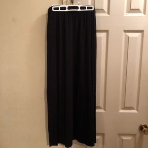 Black Maxi Skirt w/ Pockets